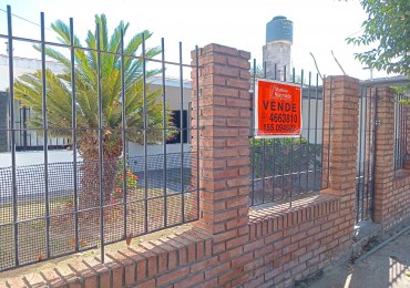 BARRIO VILLA ADELA, OPORTUNIDAD, CASA PARA LA VENTA.- APTA CREDITO.- 